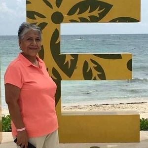 Meet your Posher, Edith